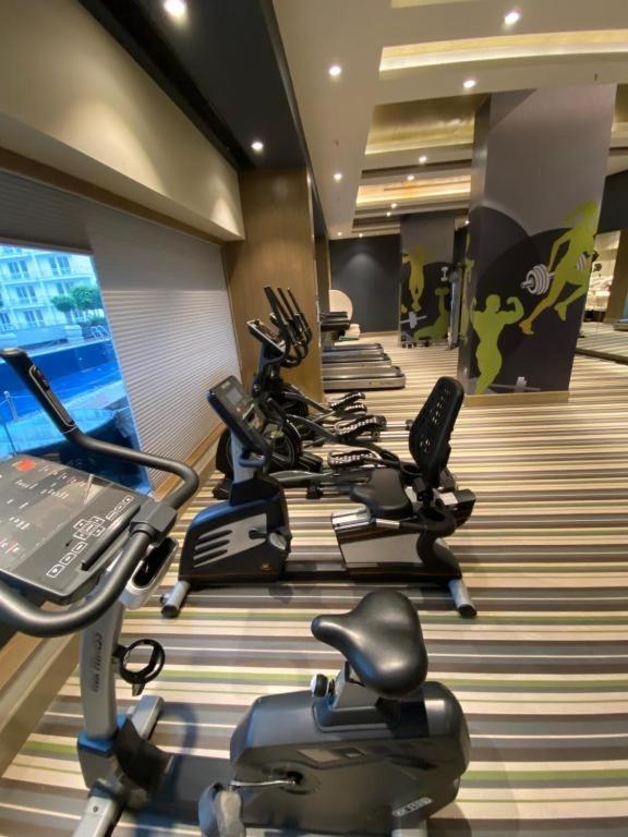 Neel Skye - Couple Friendly - Dlf My Pad, Gomtinagar , Lucknow Aparthotel Eksteriør bilde