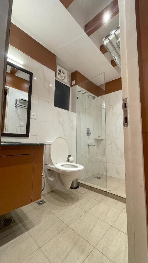 Neel Skye - Couple Friendly - Dlf My Pad, Gomtinagar , Lucknow Aparthotel Eksteriør bilde