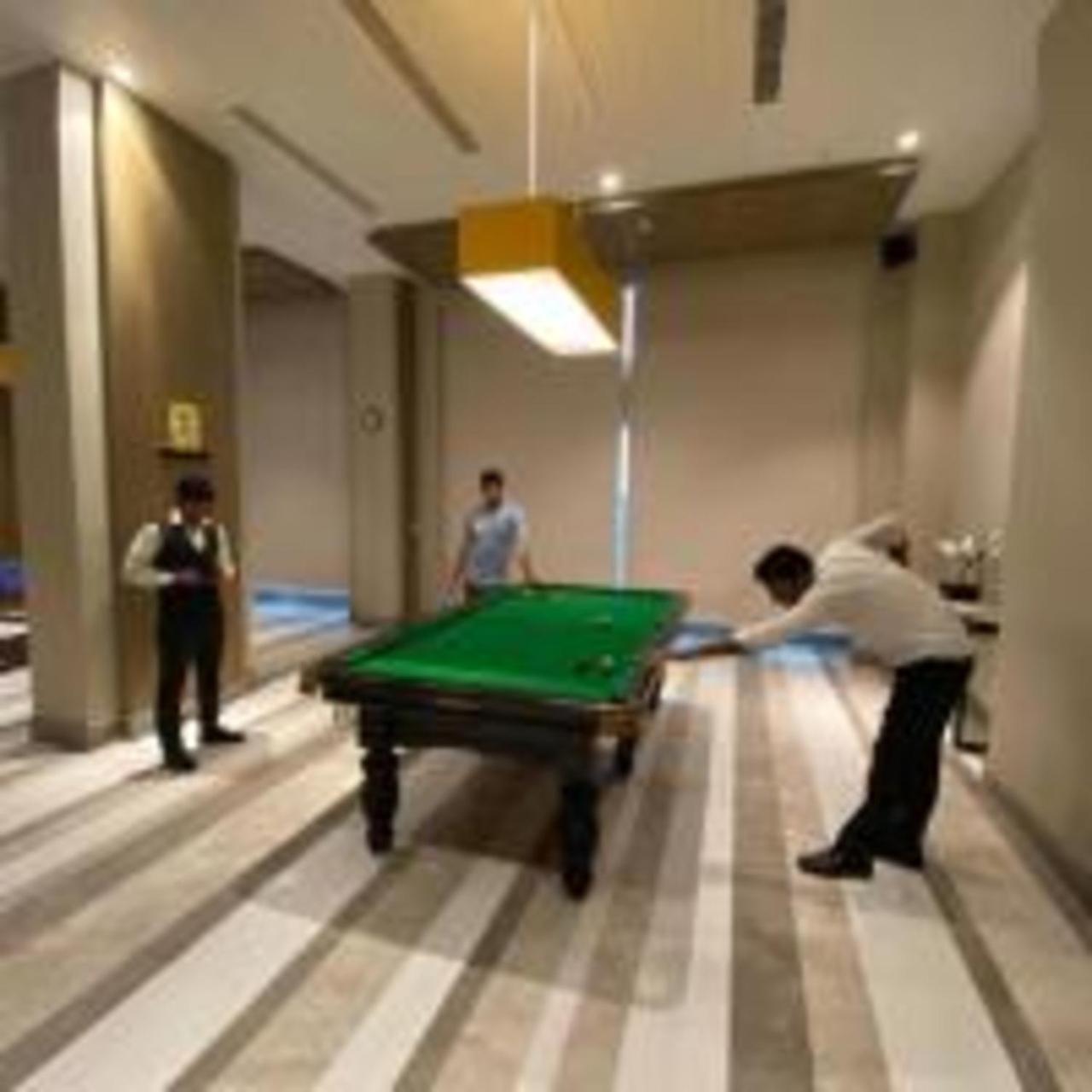 Neel Skye - Couple Friendly - Dlf My Pad, Gomtinagar , Lucknow Aparthotel Eksteriør bilde
